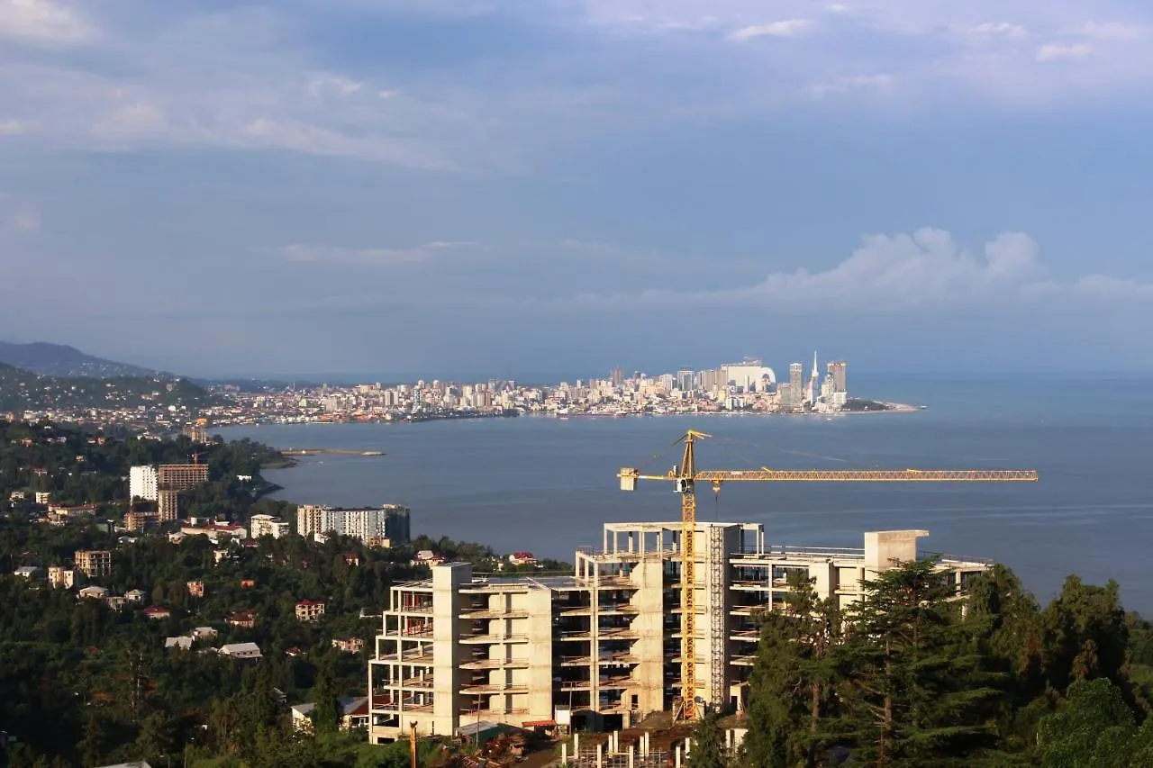Green Cape Tower Batumi 3*,