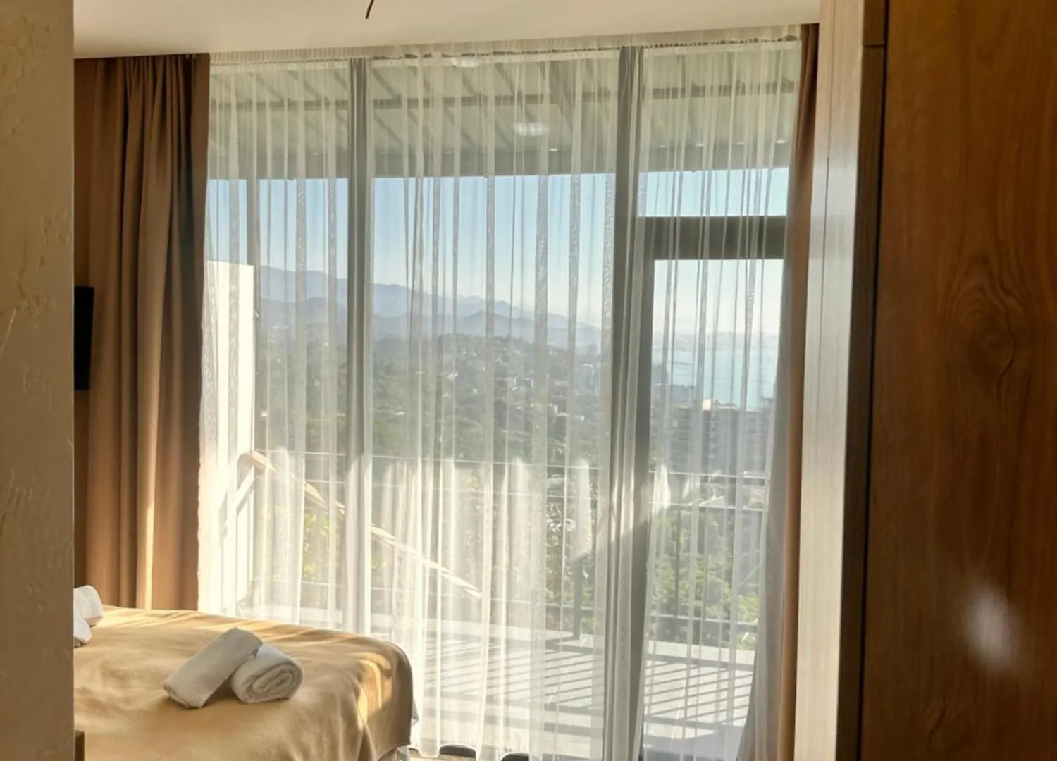 *** Otel Green Cape Tower Batum Gürcistan
